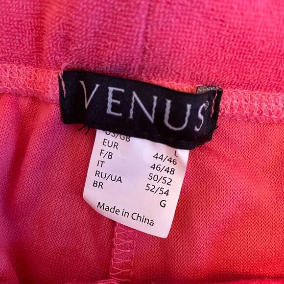VENUS NWT TERRY SHORT IN SALMON SIZE LARGE 2.5” - Picture 4 of 5